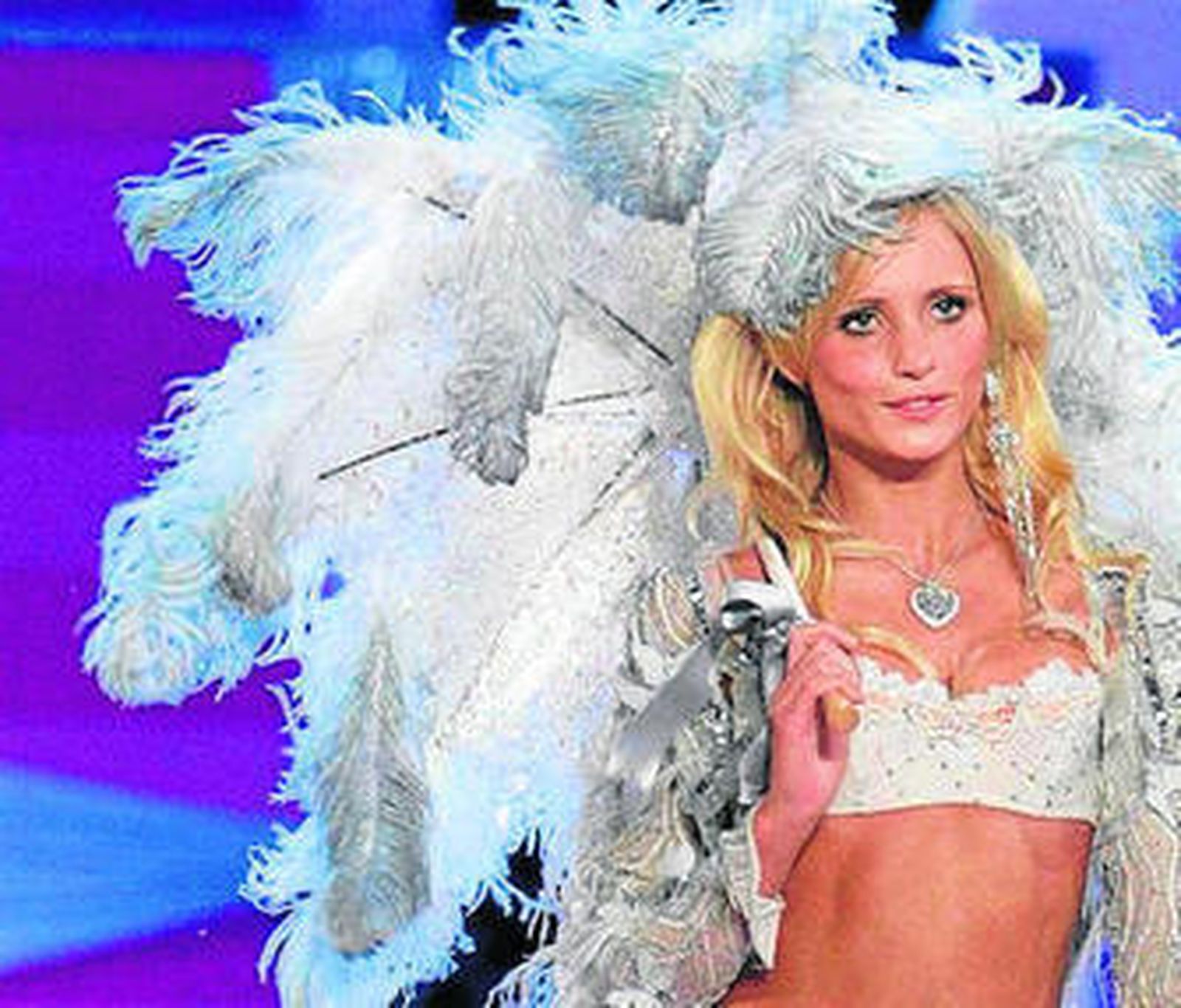 Yfke Sturm, en coma tras sufrir un accidente de surf