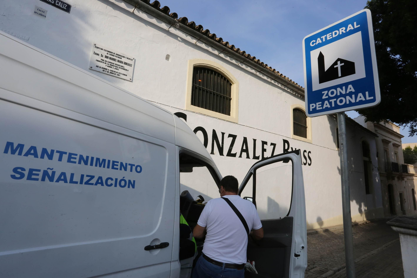 Peatonalización de la Plaza de la Encarnación y pruebas en el entorno de El Arroyo