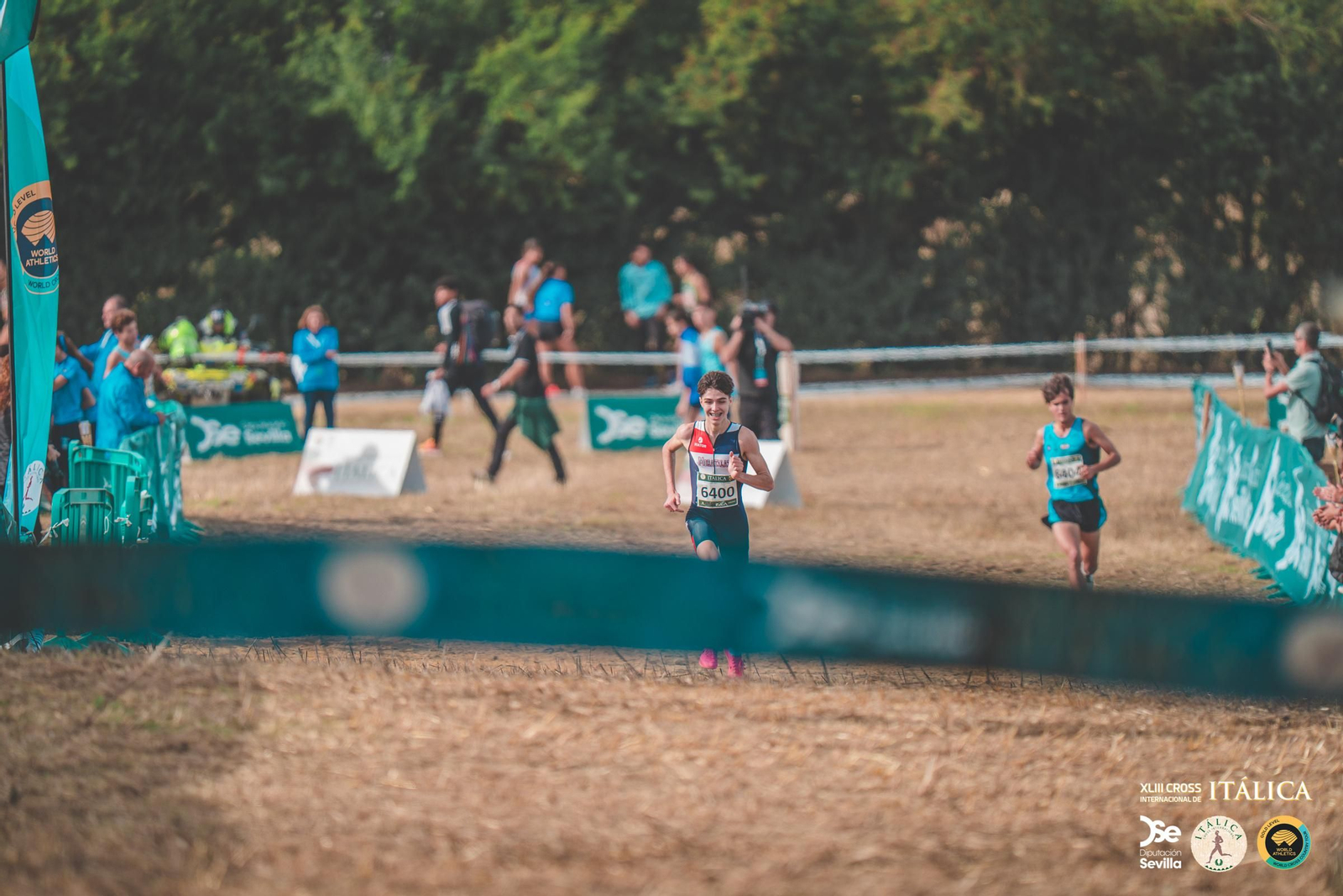 Búscate en las fotos del Cross de Itálica 2025 | 4