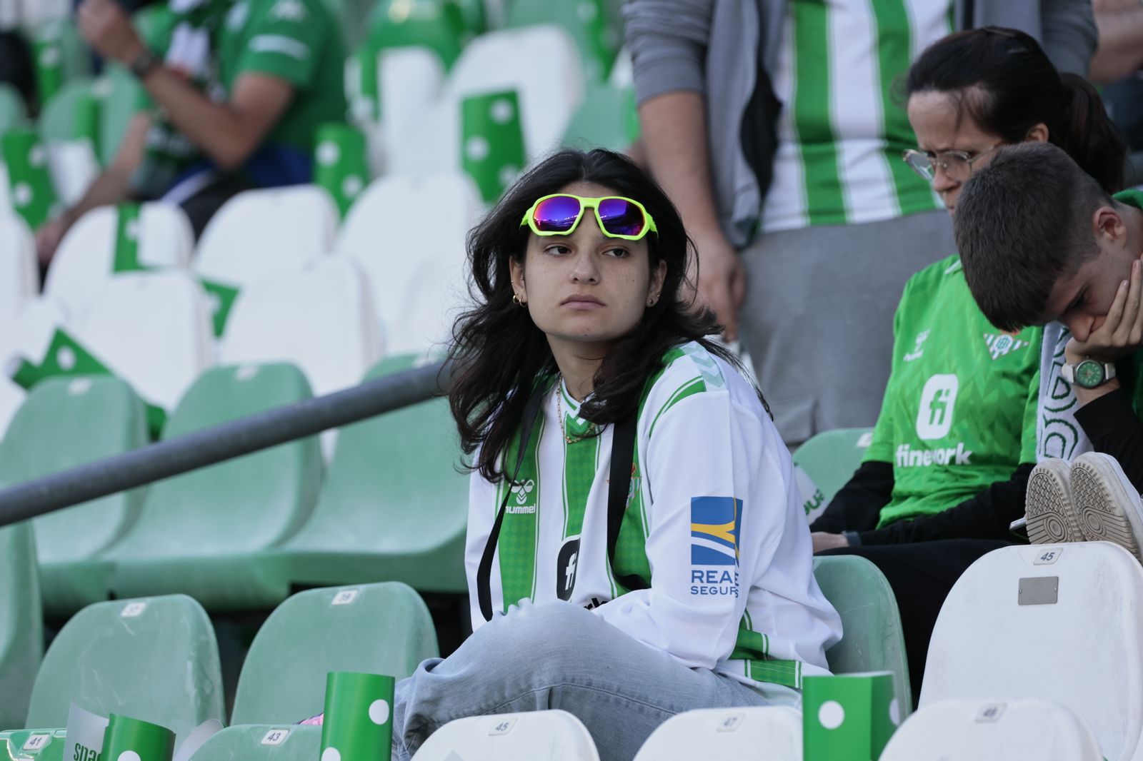 Buscáte en las gradas del Villamarín