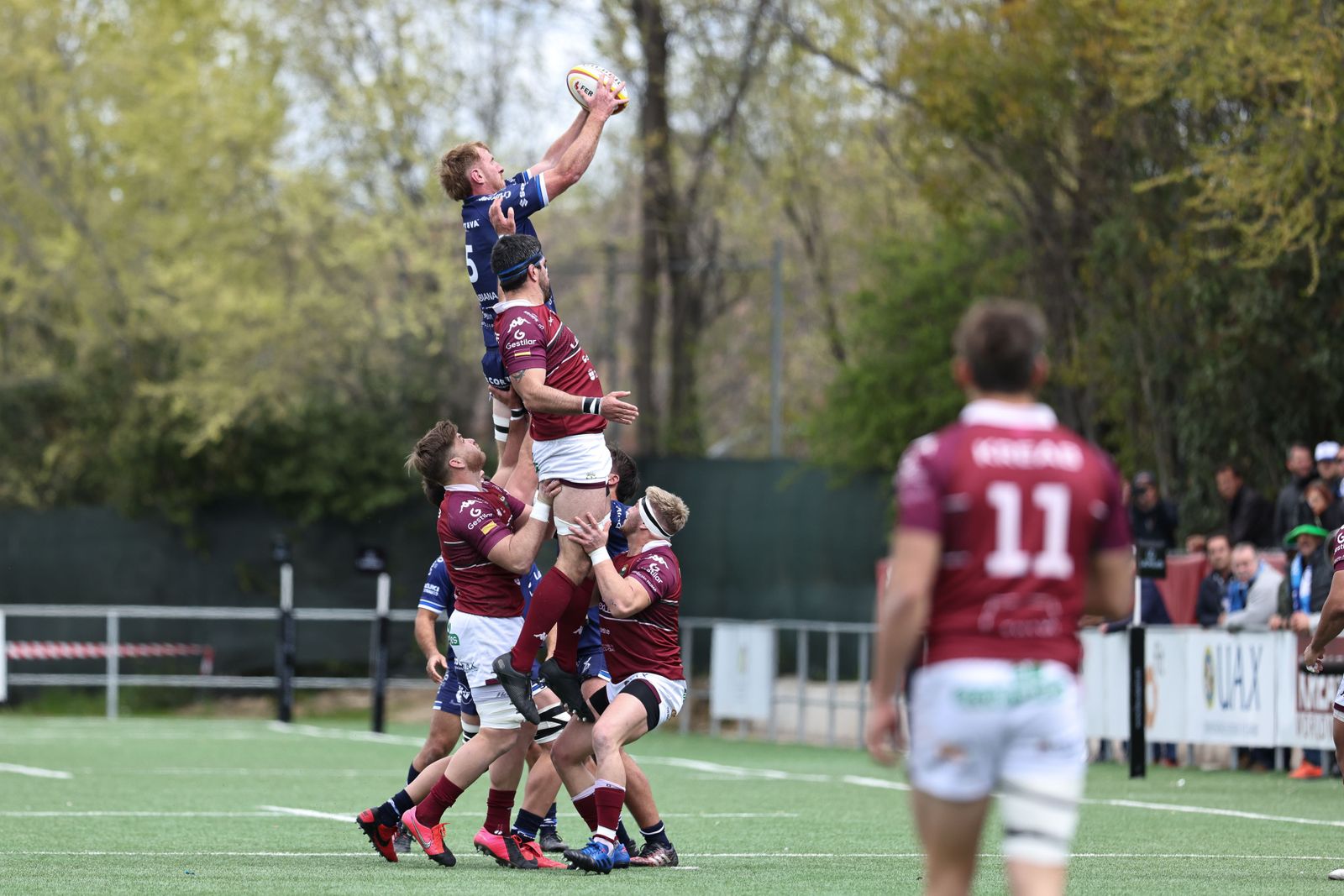 La emoción del Rugby y el sabor de las hamburguesas