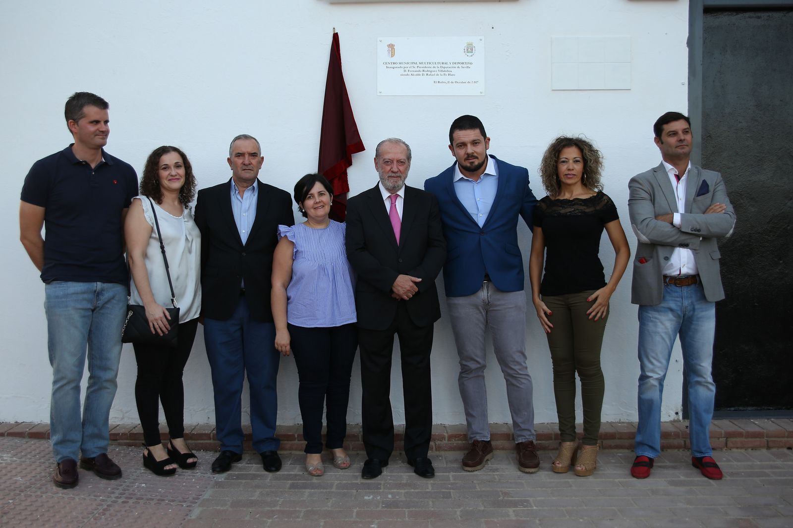 El presidente de la Diputación en la inauguración de un centro multicultural en el El Rubio.