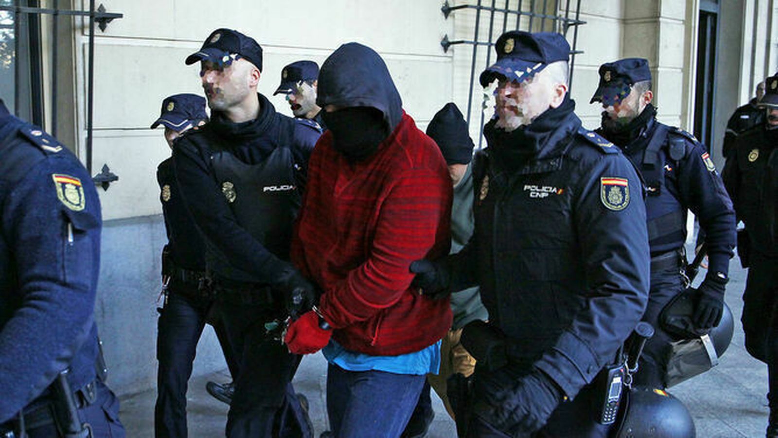 El "Tapita", en uno de sus traslados al juzgado