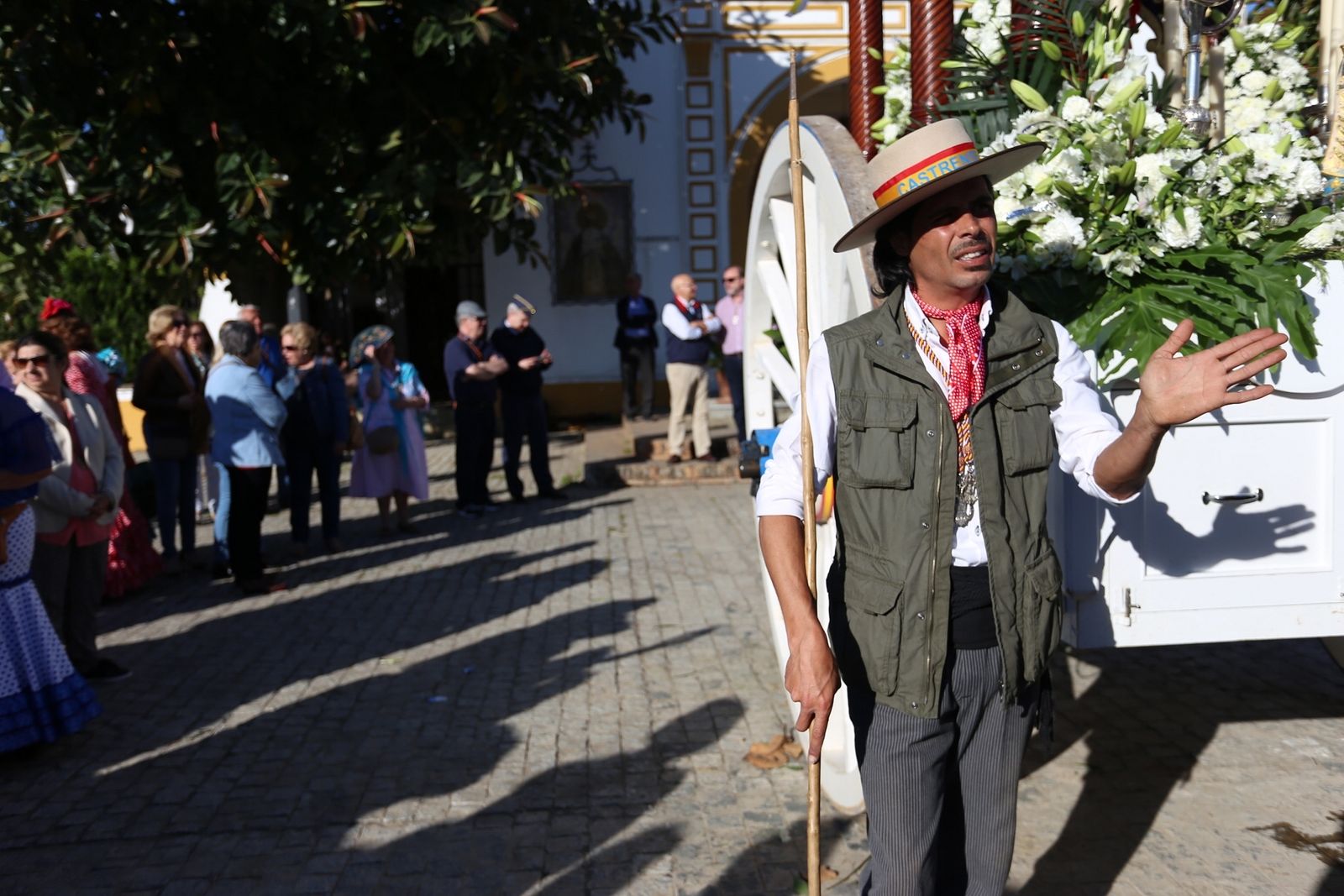 La salida hacia El Rocío de la Hermandad Castrense