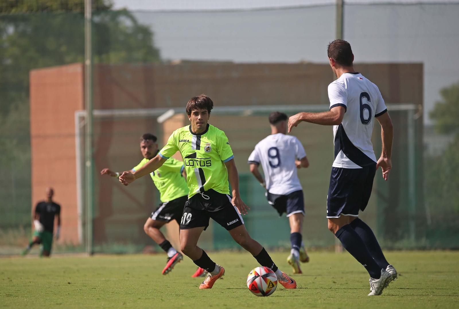 Las mejores fotos del Balona - St Joseph´s FC de pretemporada