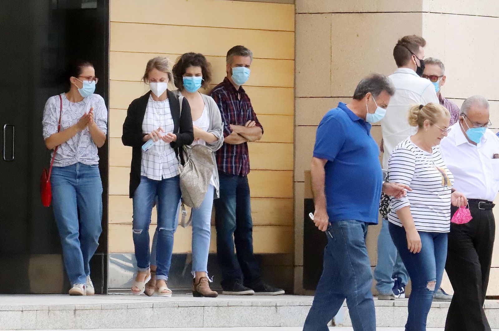 Imágenes de las muestras de condolencia por el fallecimiento de Francisco Mendoza