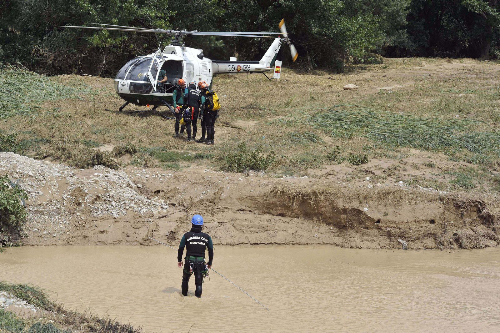 Agentes del GREIM de la Guardia Civil, en una imagen de archivo.