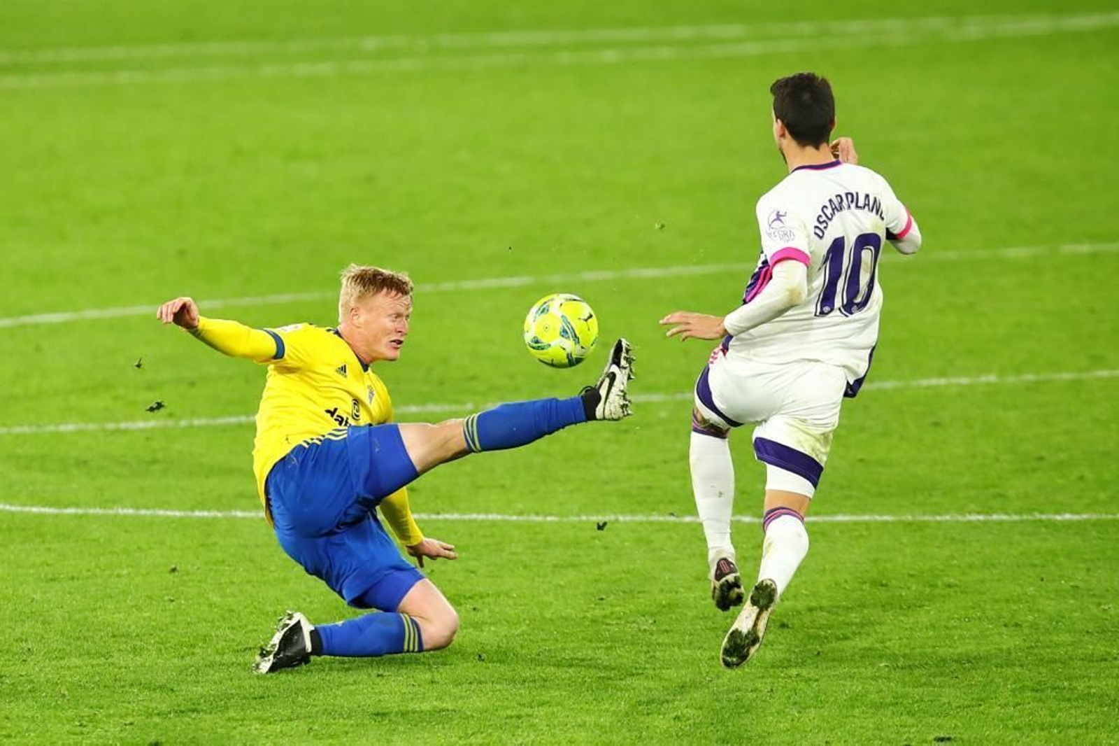 Imágenes del Cádiz-Valladolid