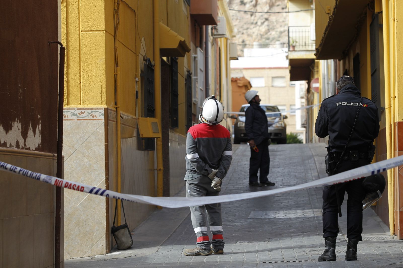 Los barrios de la marihuana de Almería suman más de 6.300 incidencias en el suministro eléctrico