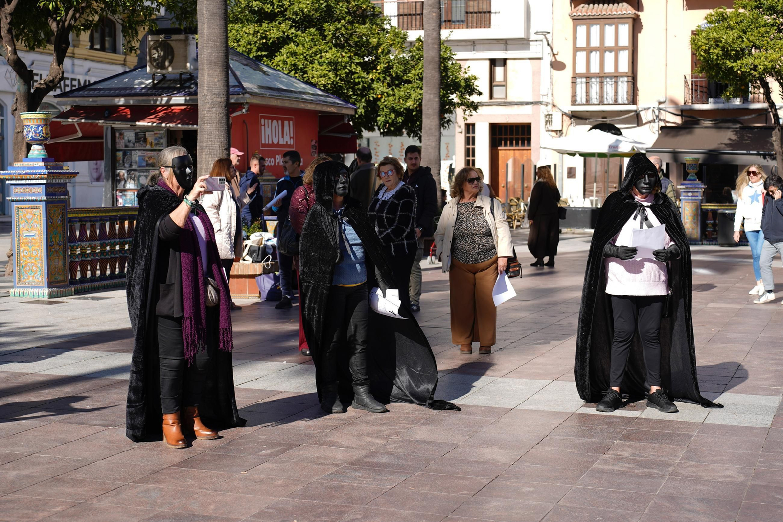 Fotos de los actos de Victoria Kent por el día contra la violencia machista