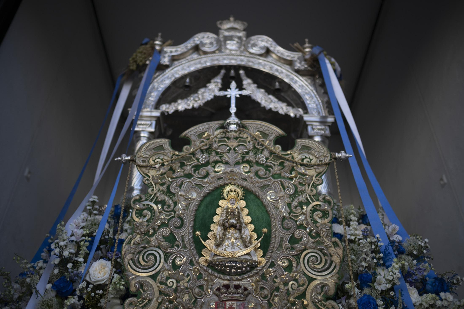 Las mejores imágenes de la procesión de la Virgen del Rocío en la aldea