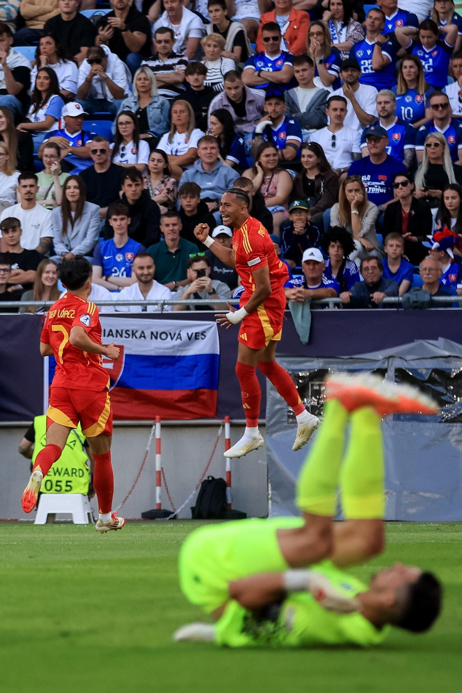 Las fotos del Eslovaquia - España sub 21