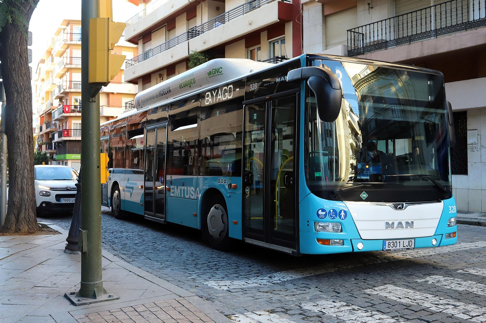 Imagen de archivo de un autobús de Emtusa.