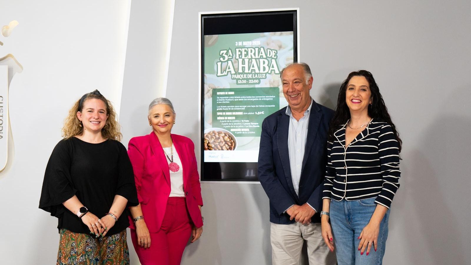 Presentación de la tercera edición de la Feria de la Haba de Huelva, este martes en la sala de prensa del Ayuntamiento.