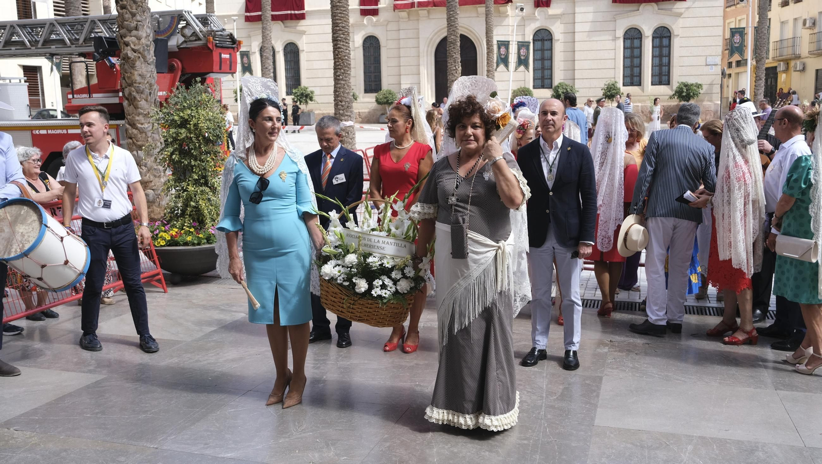 Ofrenda floral a la Virgen del Mar en la Feria de Almería 2024, en imágenes