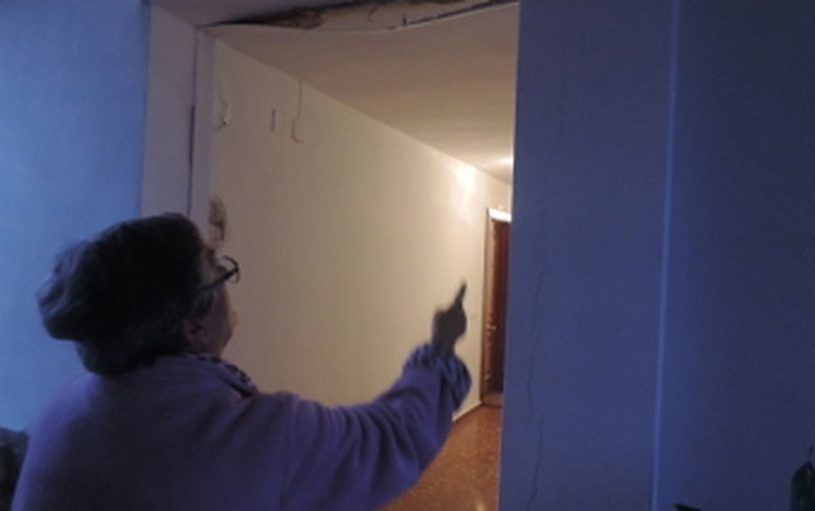 "Nos aterrorizaron las grietas en la casa, el edificio temblaba"