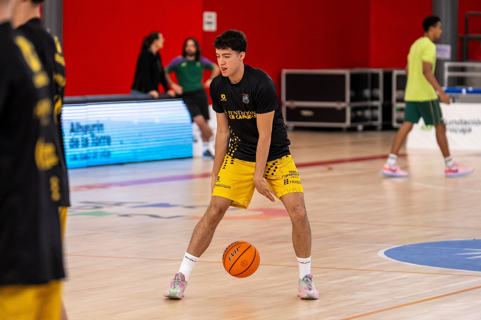 Unicaja-Canarias de la Liga U22, en fotos