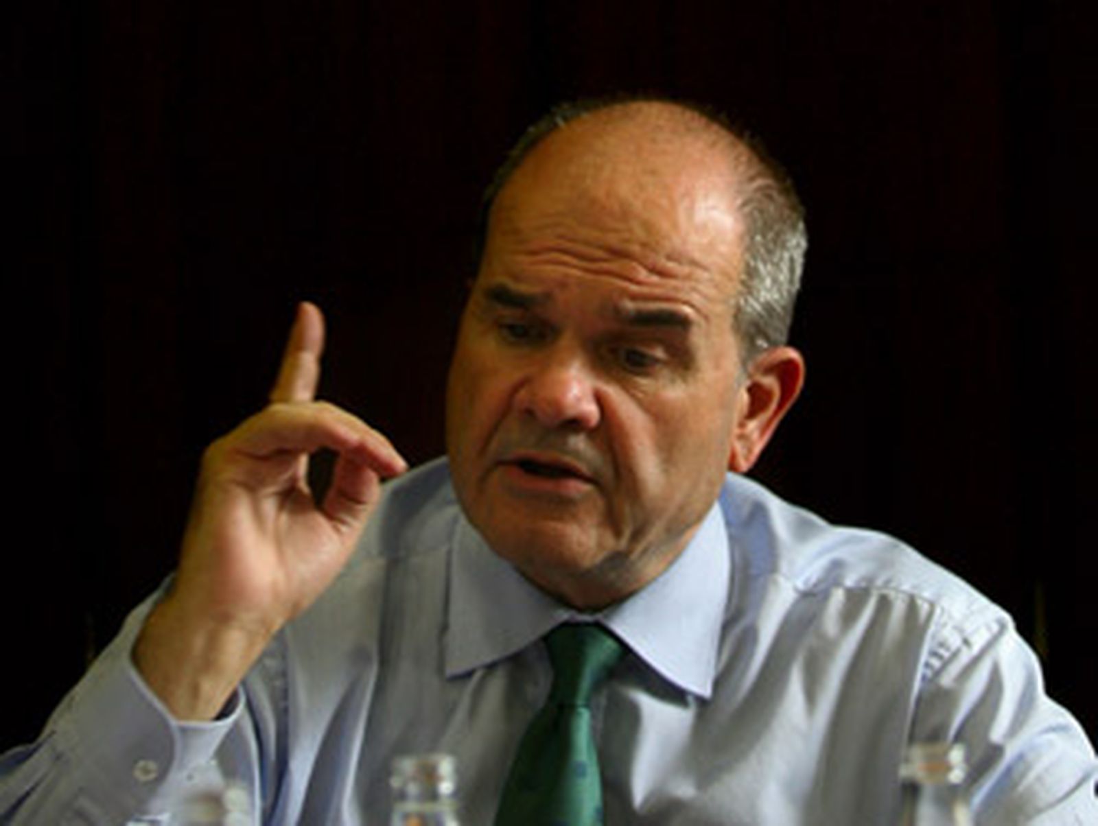 Chaves: “La decisión de retirarme o irme en 2012 la tomaré con mi partido”