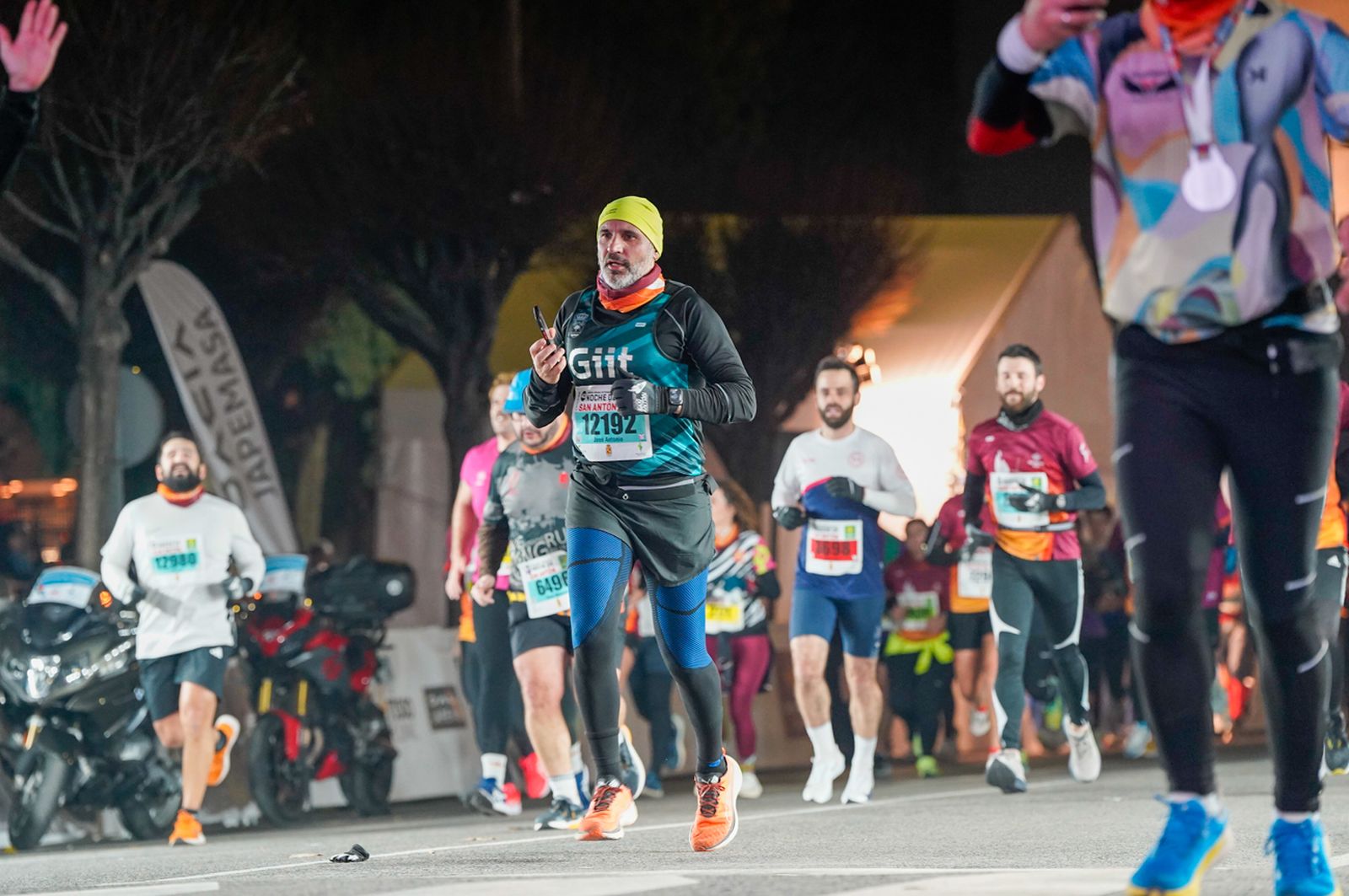 En imágenes: búscate en tu llegada a meta de la Carrera de San Antón 2026 (15)