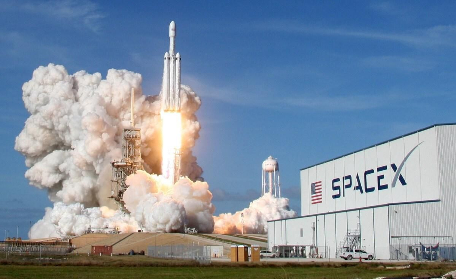 SpaceX lanza un satélite de comunicaciones para el operador Globalstar de EEUU