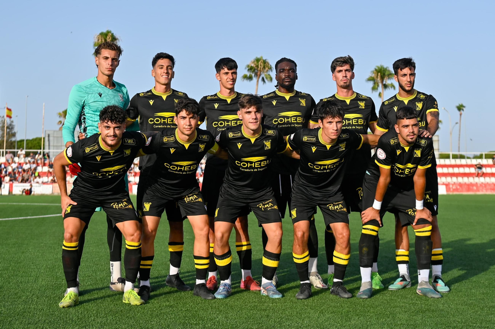 Imágenes del Racing Portuense-Atlético Sanluqueño del XLIX Trofeo Ciudad de El Puerto