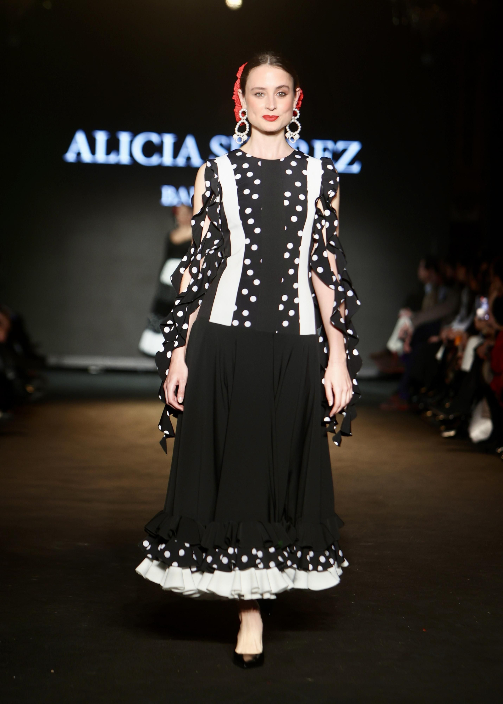 Desfile de Alicia Suárez en We Love Flamenco 2024, todas las fotos