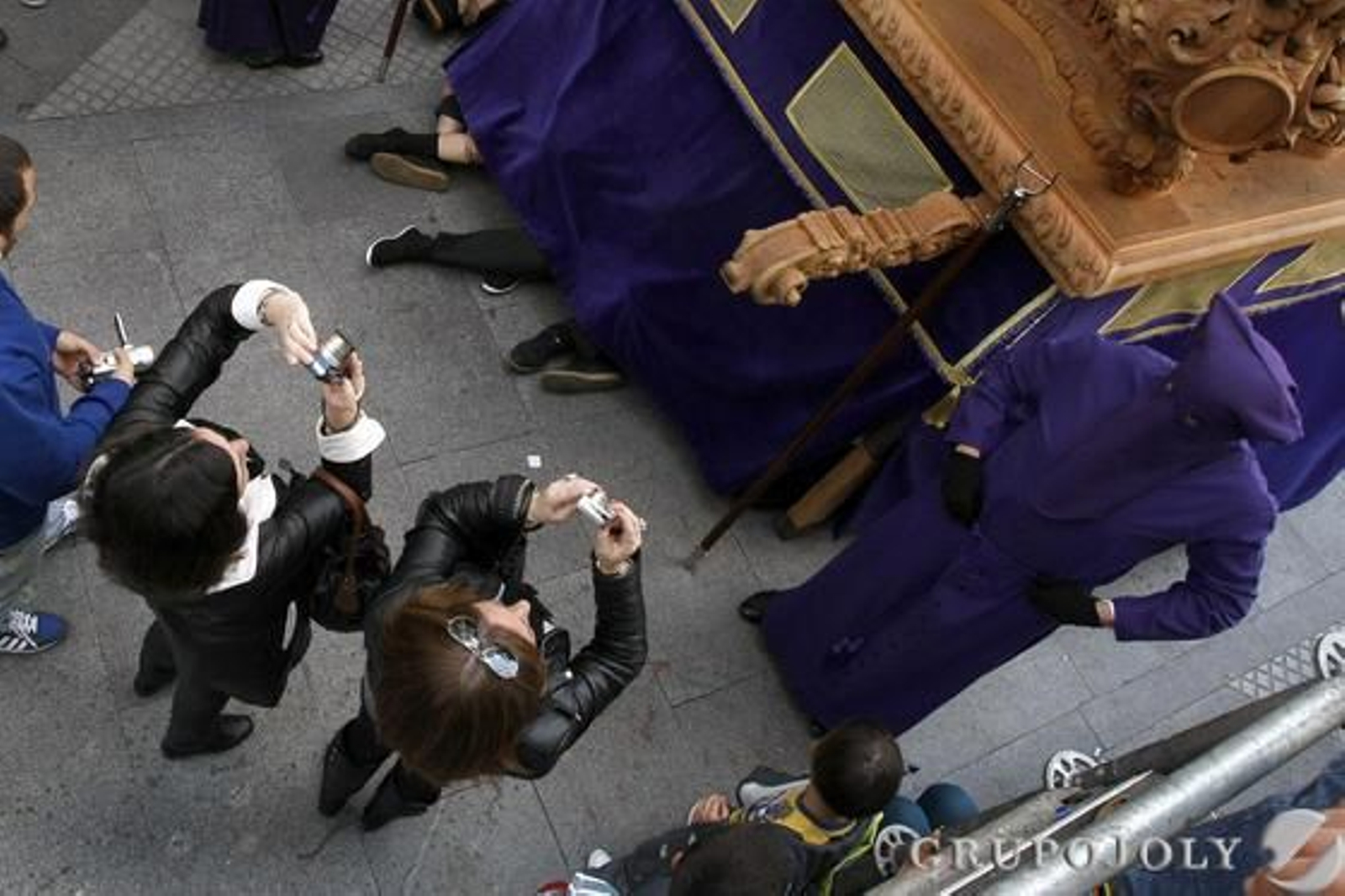 La hermandad de Columna. 

Foto: Jose Braza