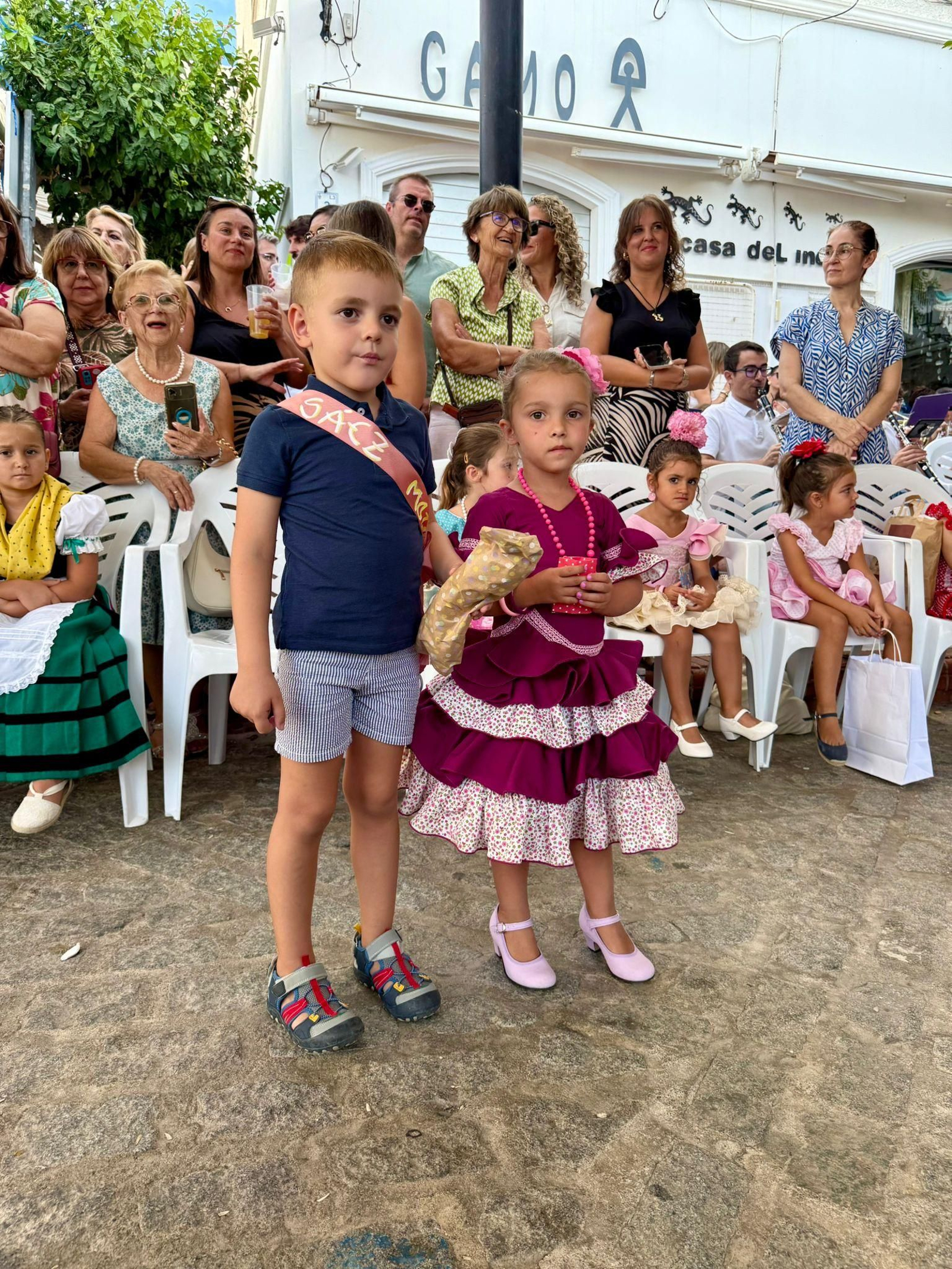 Las mejores imágenes de la Feria del Mediodía y la carrera de cintas infantiles de Mojácar