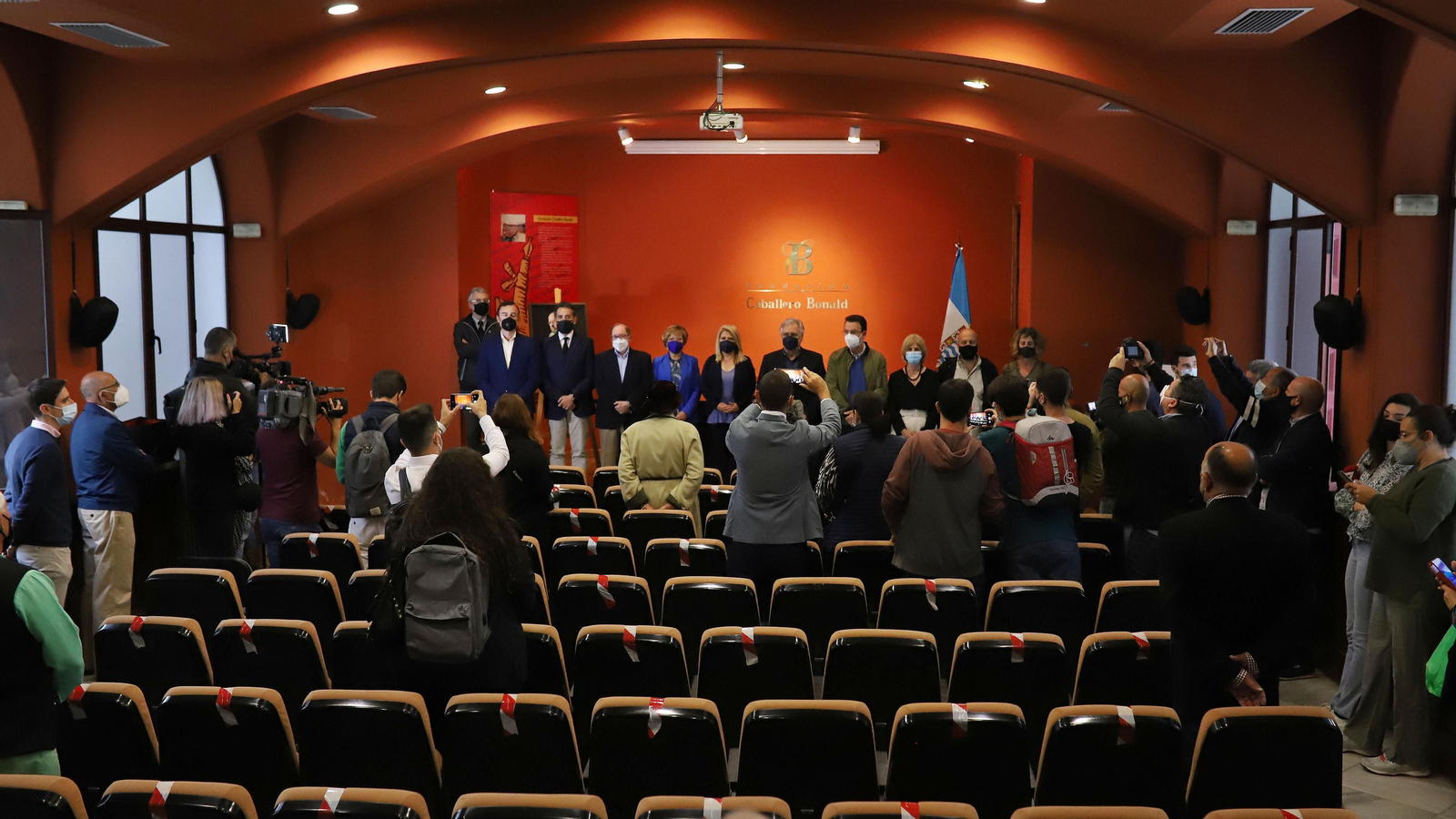 Jornada de luto por la muerte de Caballero Bonald
