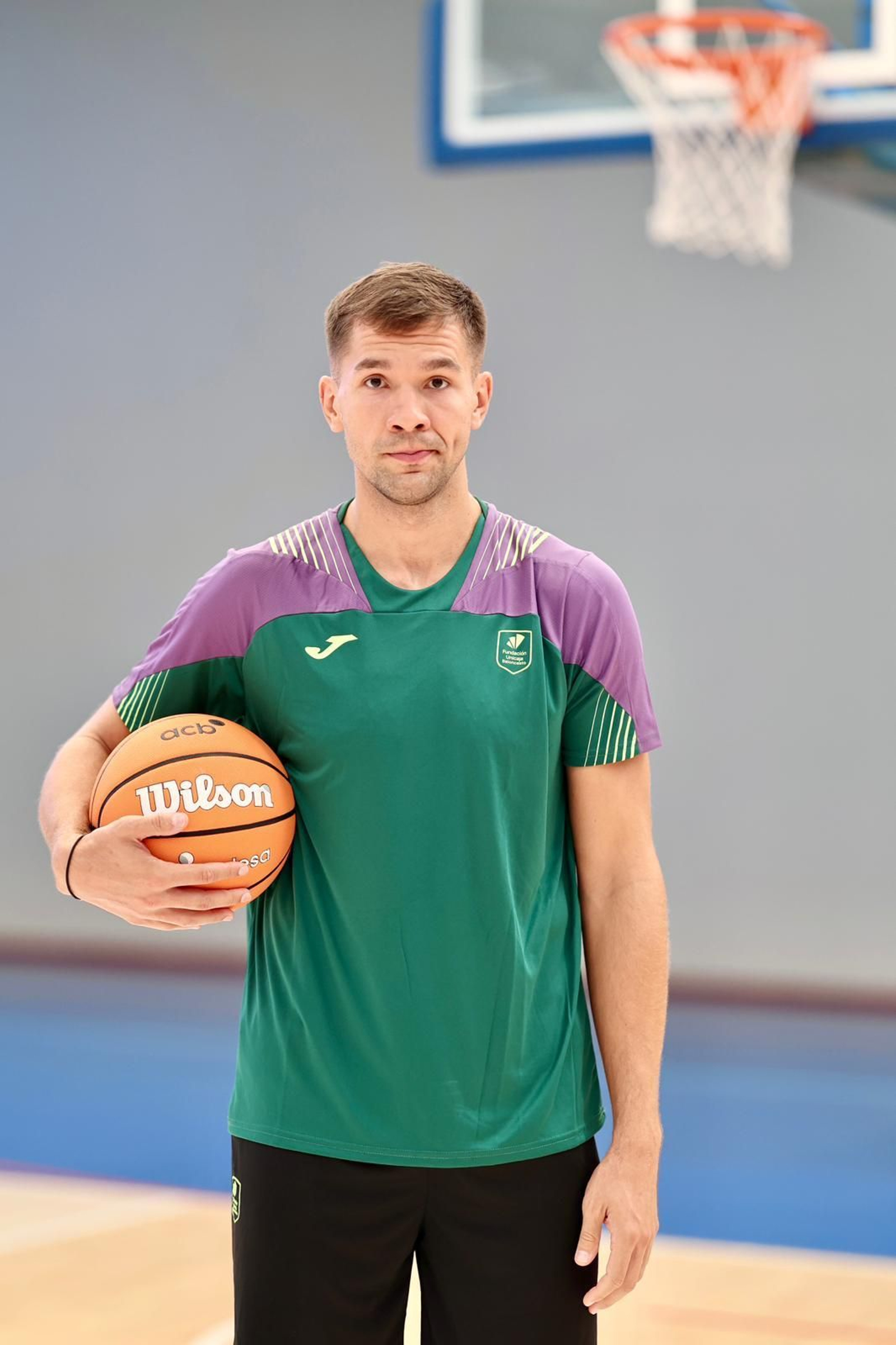 La presentación de Emir Sulejmanovic con el Unicaja, en fotos