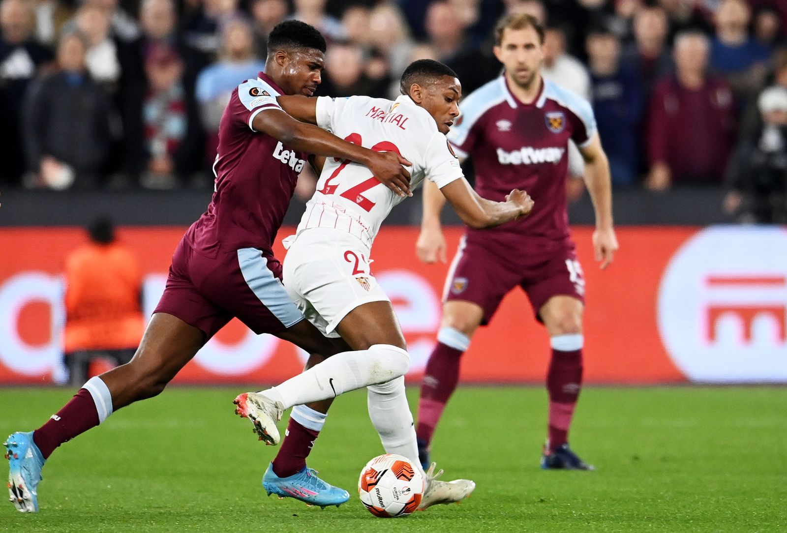 Las imágenes del West Ham - Sevilla