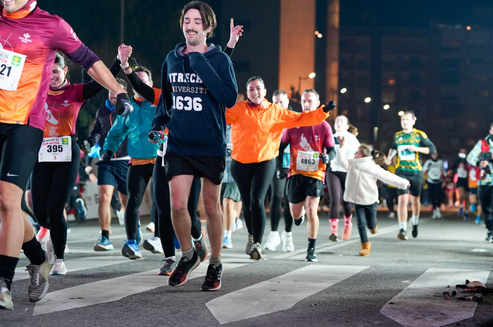 En imágenes: búscate en tu llegada a meta de la Carrera de San Antón 2026 (20)