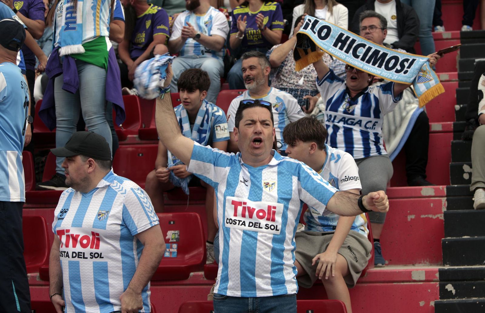 Búscate en las gradas en el Eldense-Málaga CF