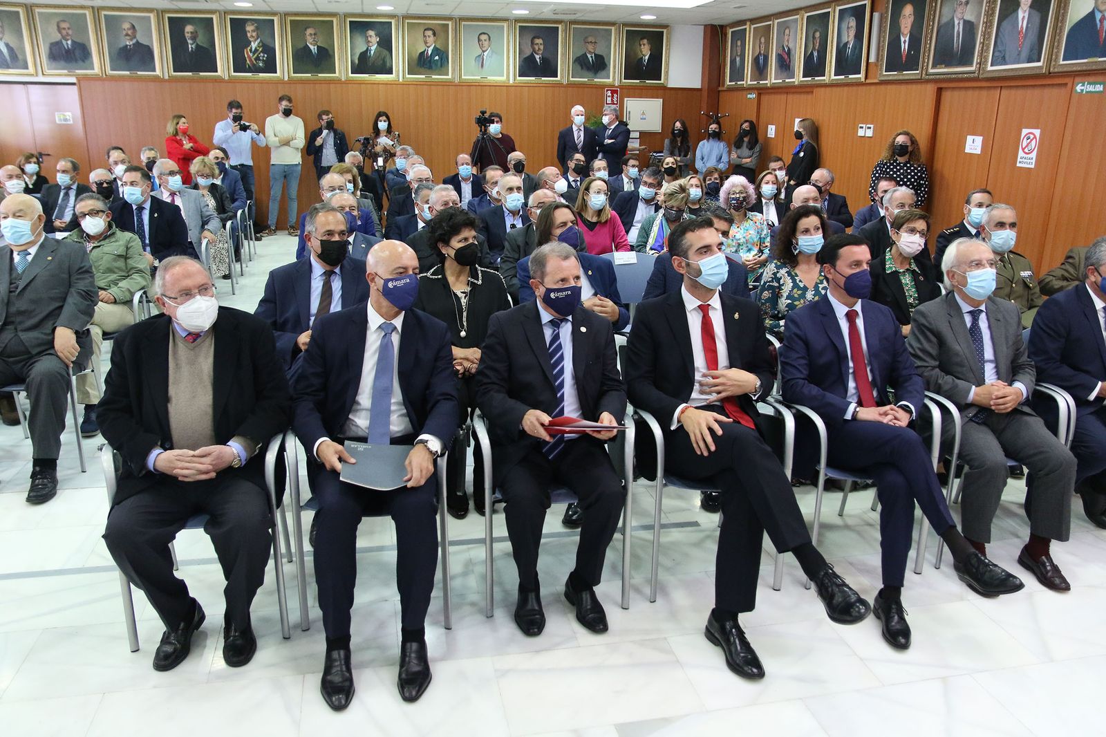 Fotogalería de la Medalla de Oro al Mérito Cameral a D. Diego Martínez Cano
