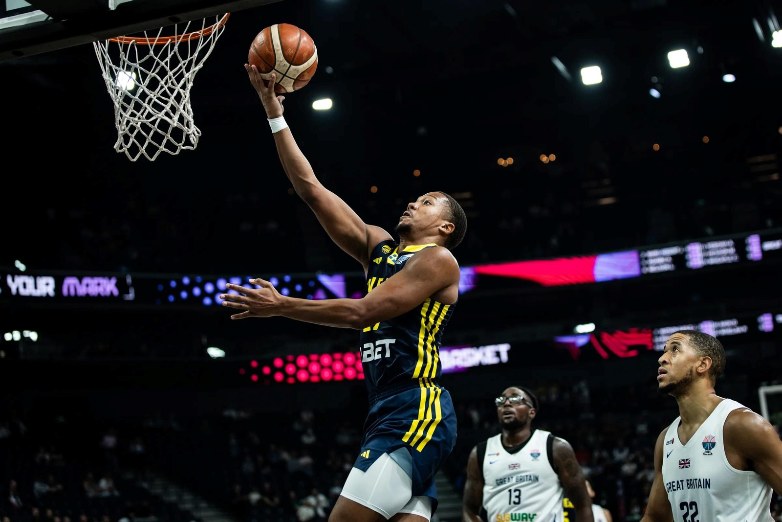 Melwin Pantzar durante el encuentro.