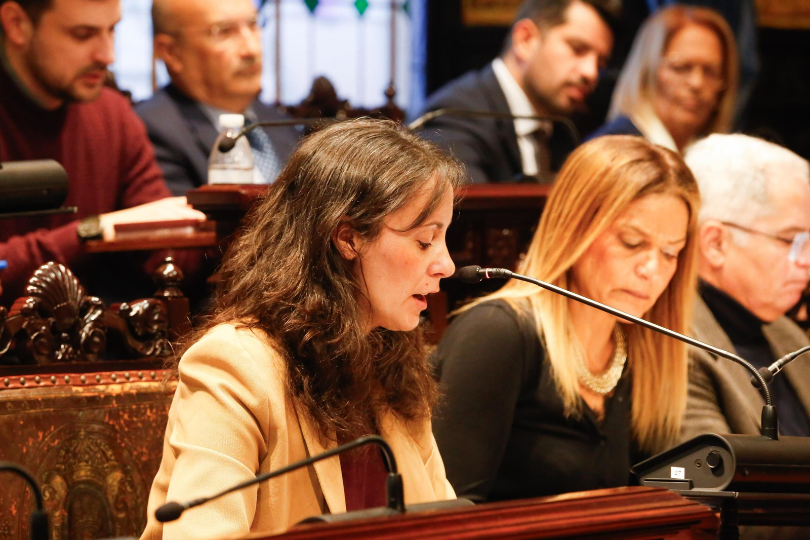 Fotos del Pleno del Ayuntamiento de Algeciras con el plantón de la oposición al alcalde Landaluce