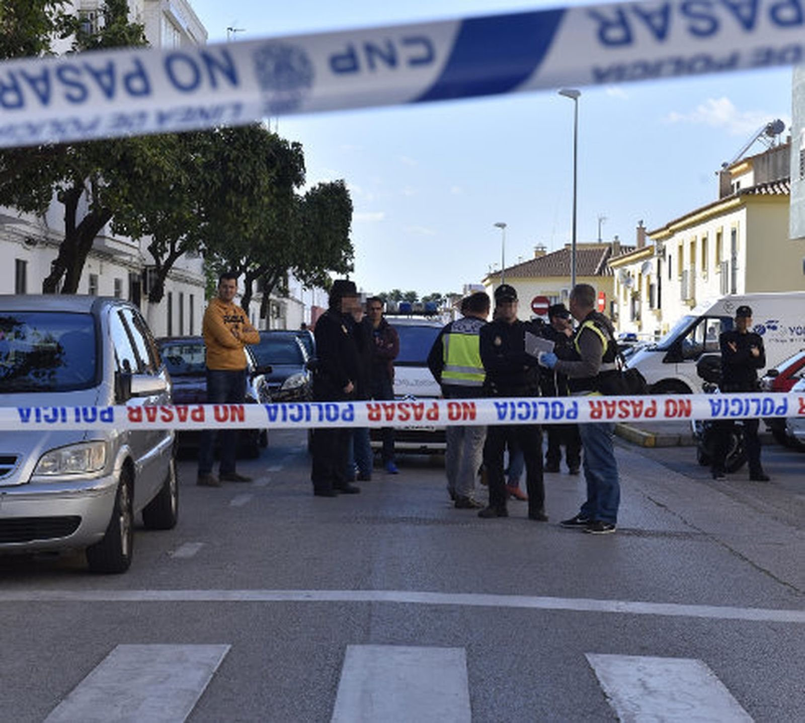 El asesino mató a su tío de un golpe en la cabeza y luego le cortó las piernas