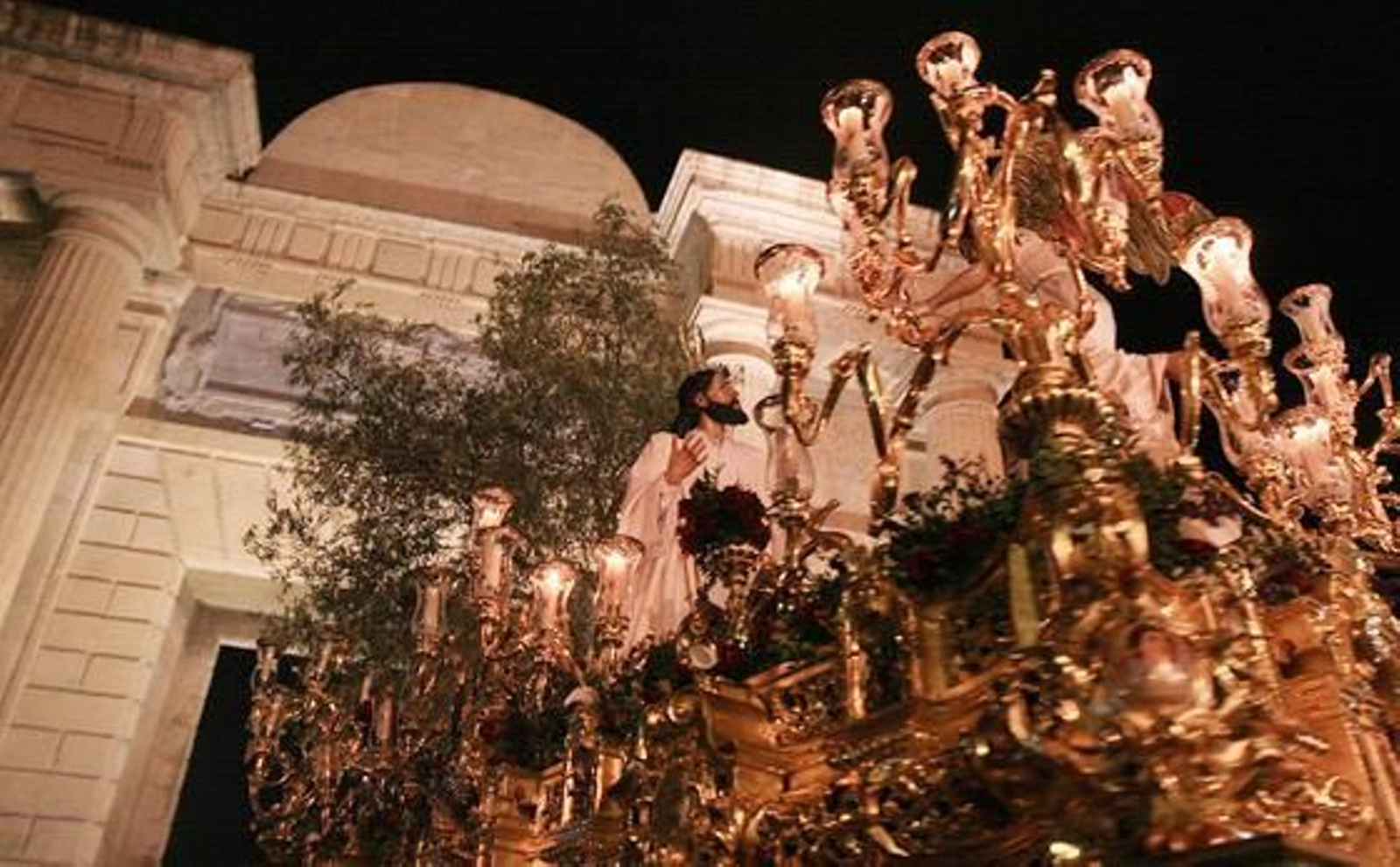 Diez años del Vía Crucis Magno en Córdoba: las mejores imágenes de este gran acto