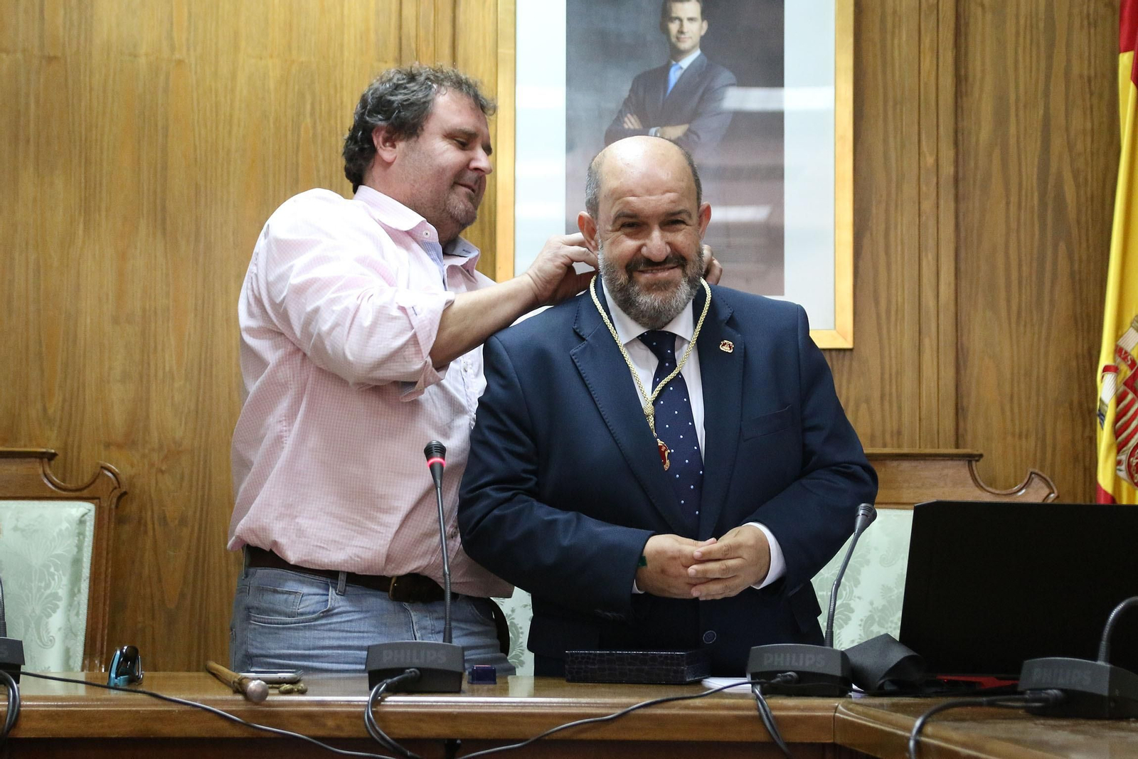 Fotogalería de la toma de posesión de Francisco Lirola como nuevo alcalde de Dalías