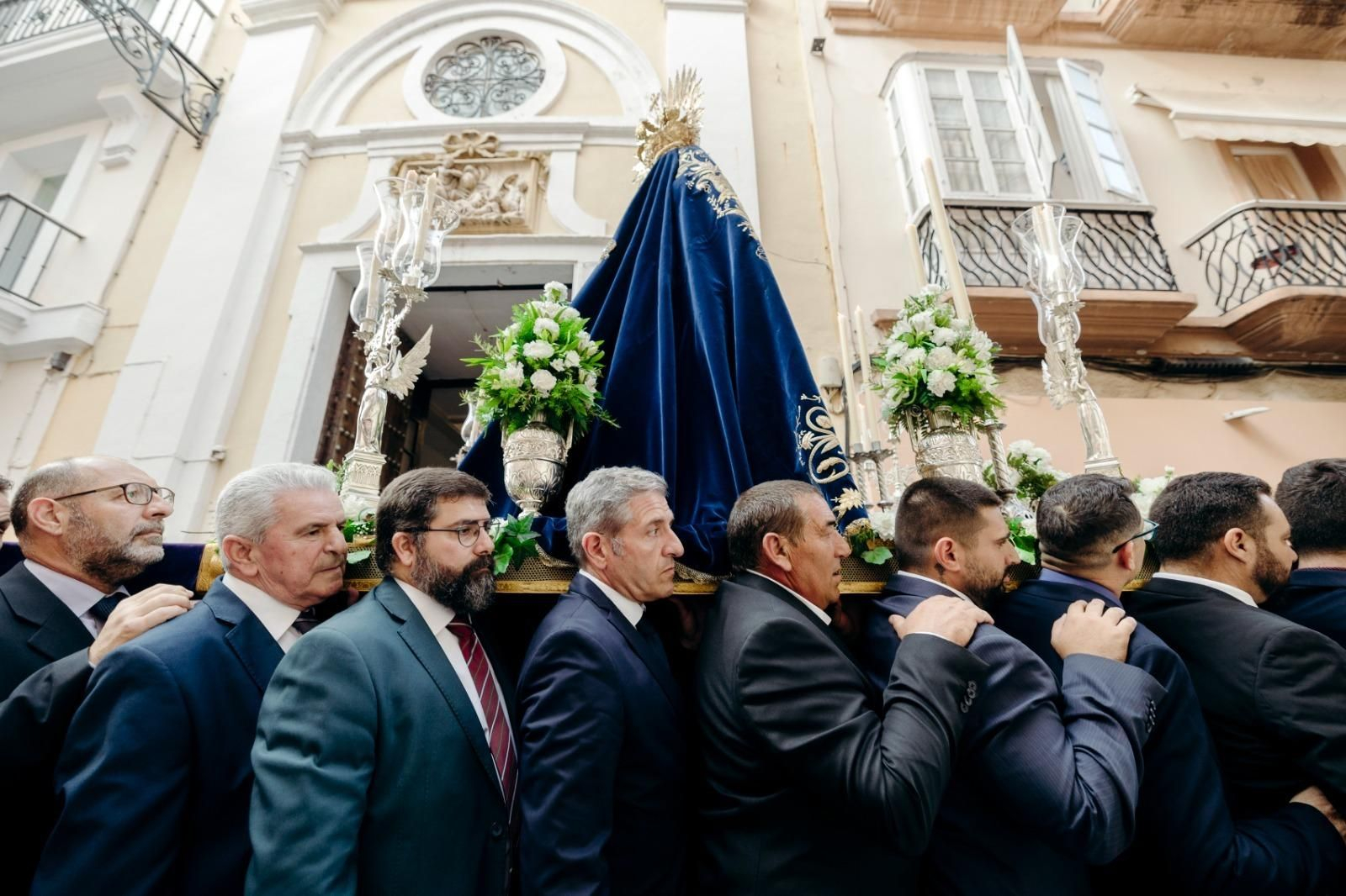 Así ha sido el traslado del Ecce Homo a la iglesia de San Juan de Dios