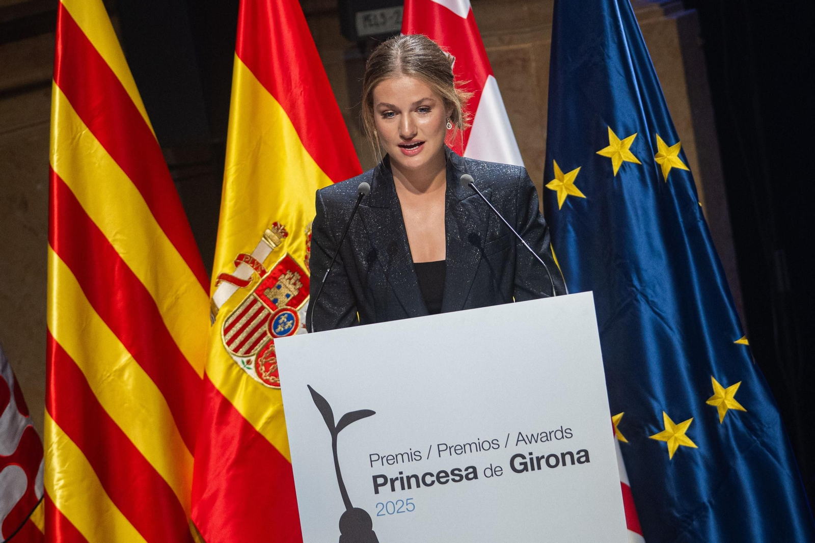 La princesa Leonor durante la entrega de premios Princesa de Girona.