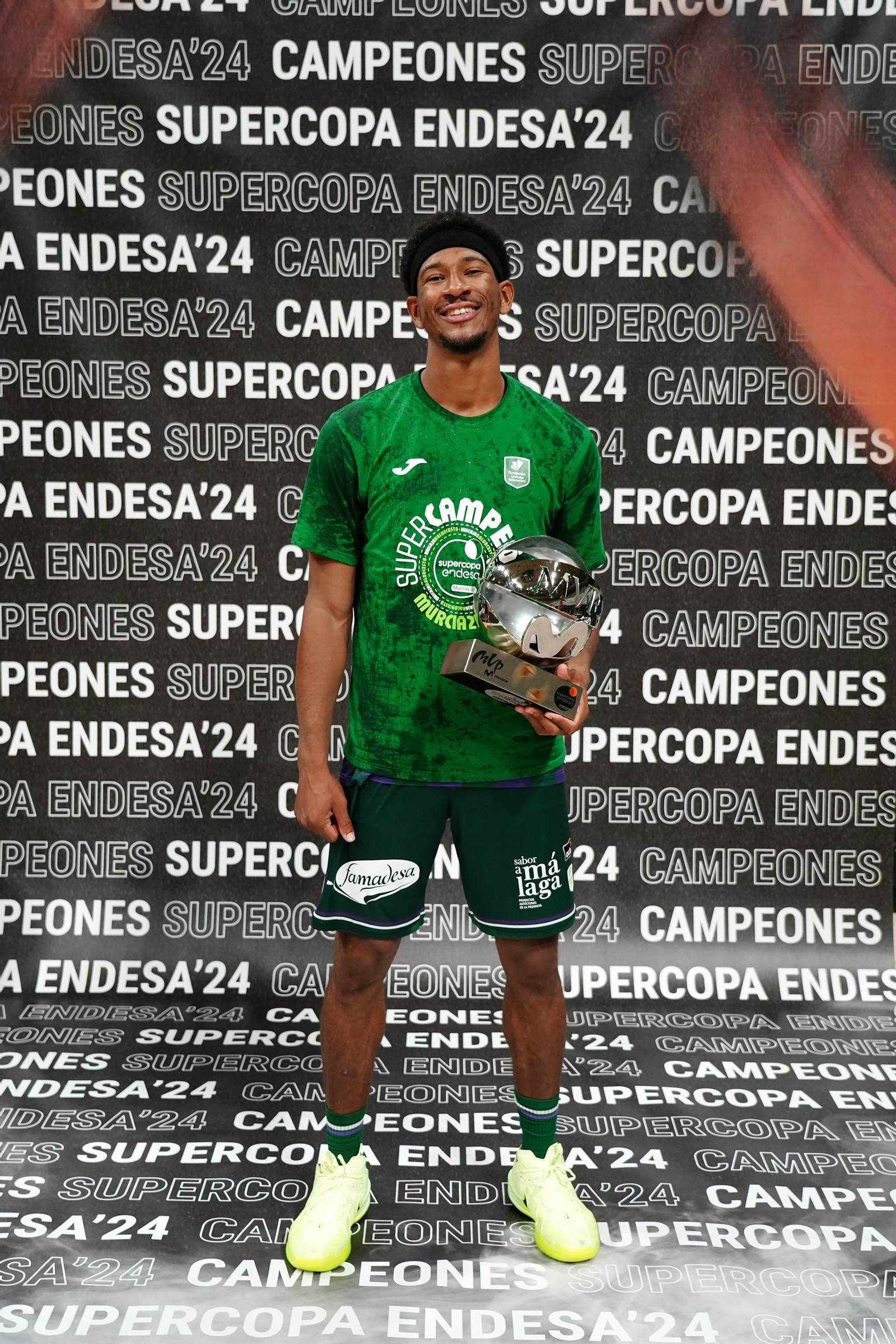 La sesión de fotos de los supercampeones de la ACB