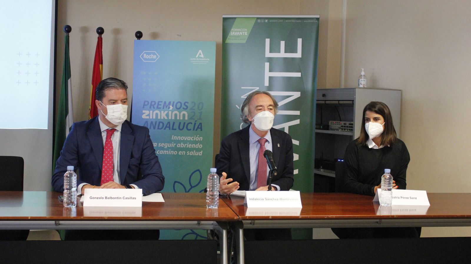 Gonzalo Balbontín, Indalecio Sánchez-Montesinos y Beatriz Pérez Sanz.