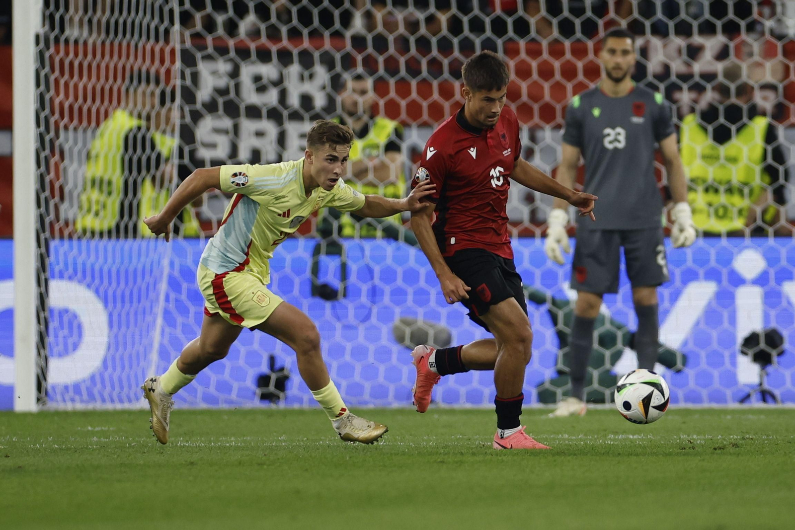 Las fotos del Albania - España