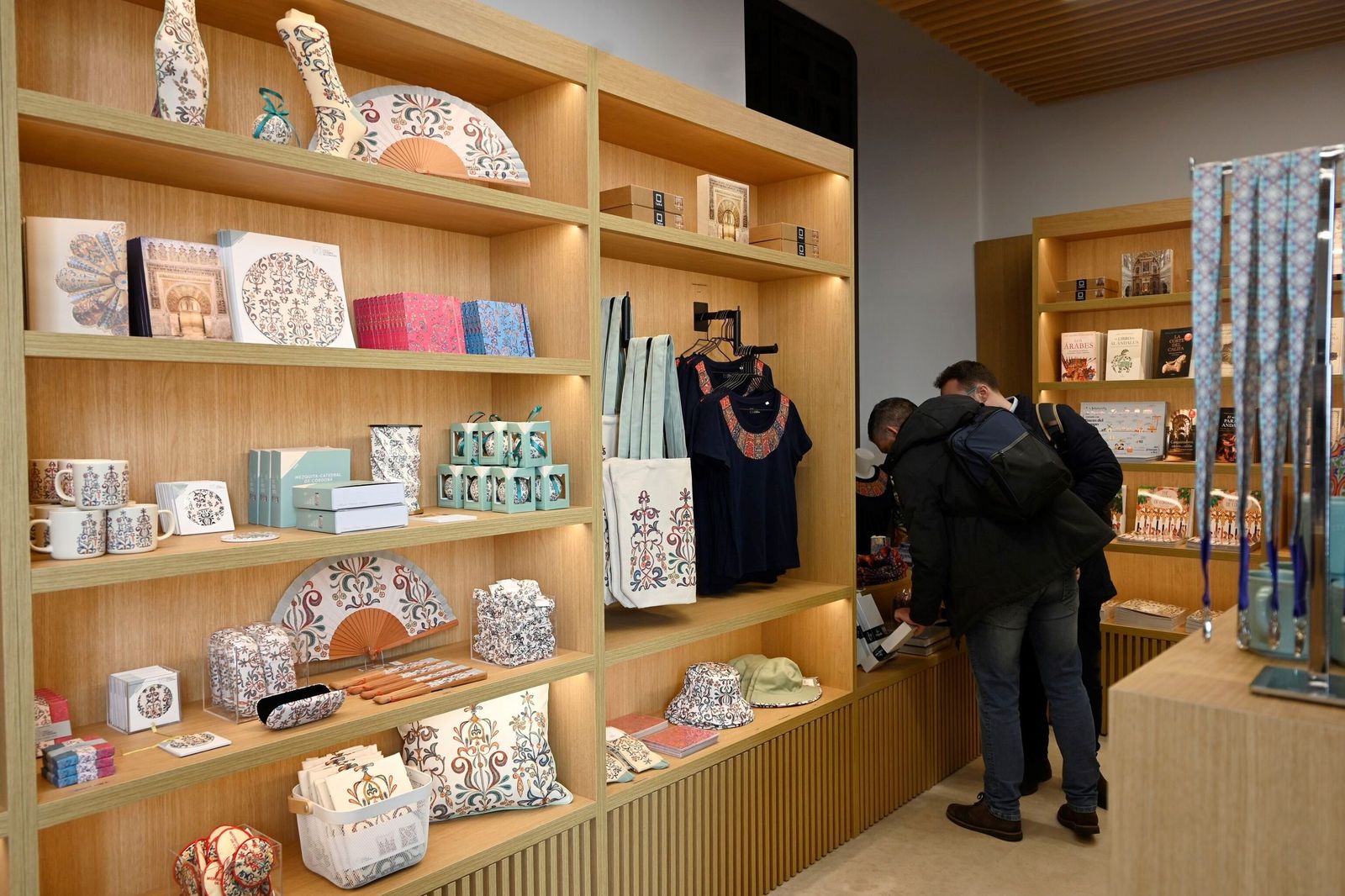 Un paseo por el nuevo Centro de Interpretación y Recepción de la Mezquita de Córdoba, en imágenes