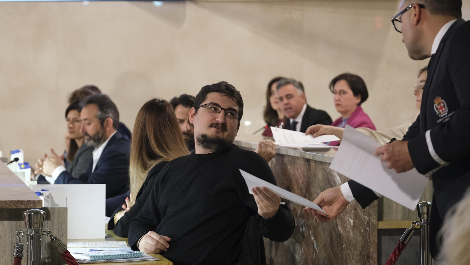 Imágenes del pleno ordinario del Ayuntamiento de Almería