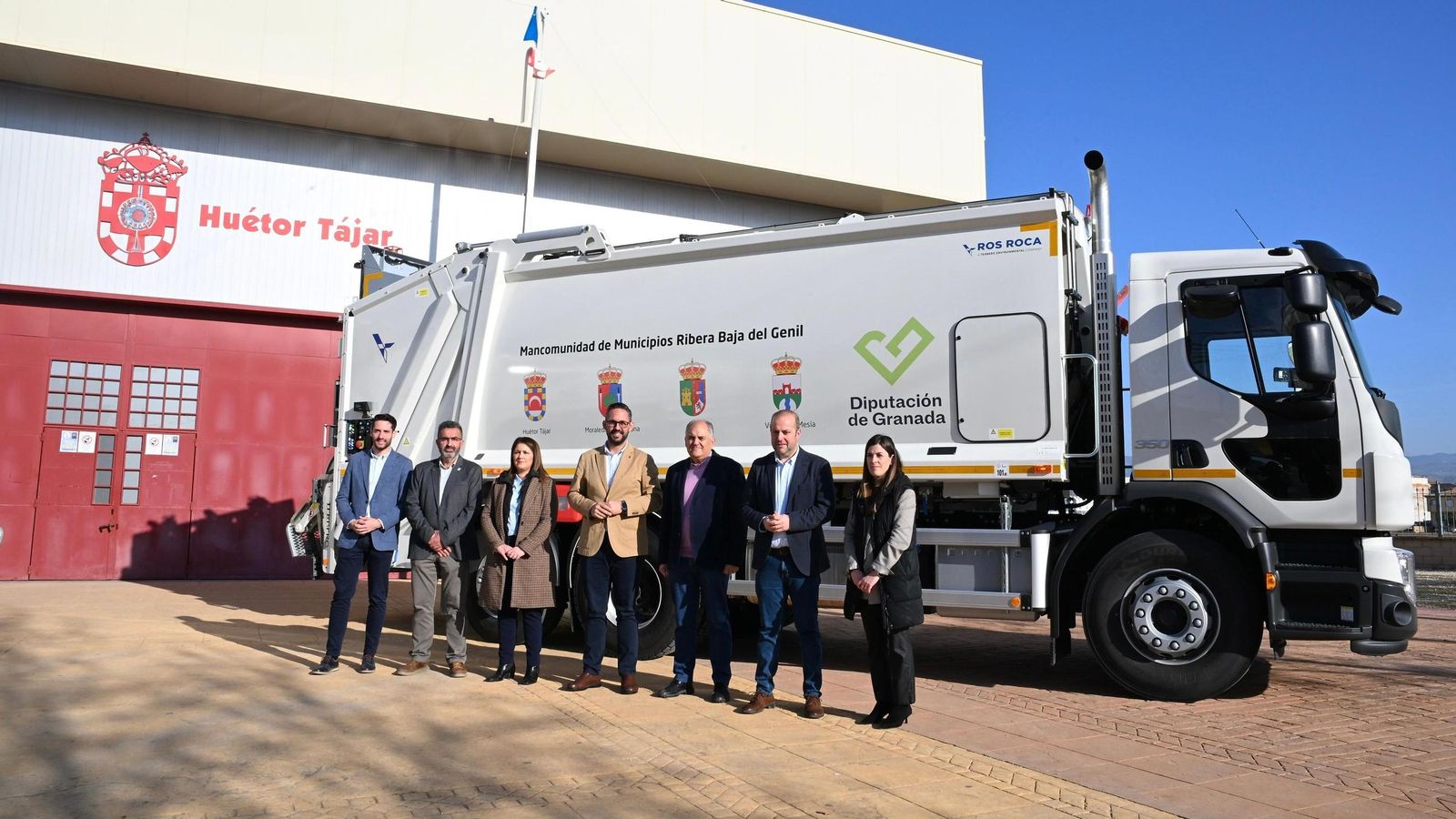 Imagen de la recepción de los nuevos vehículos