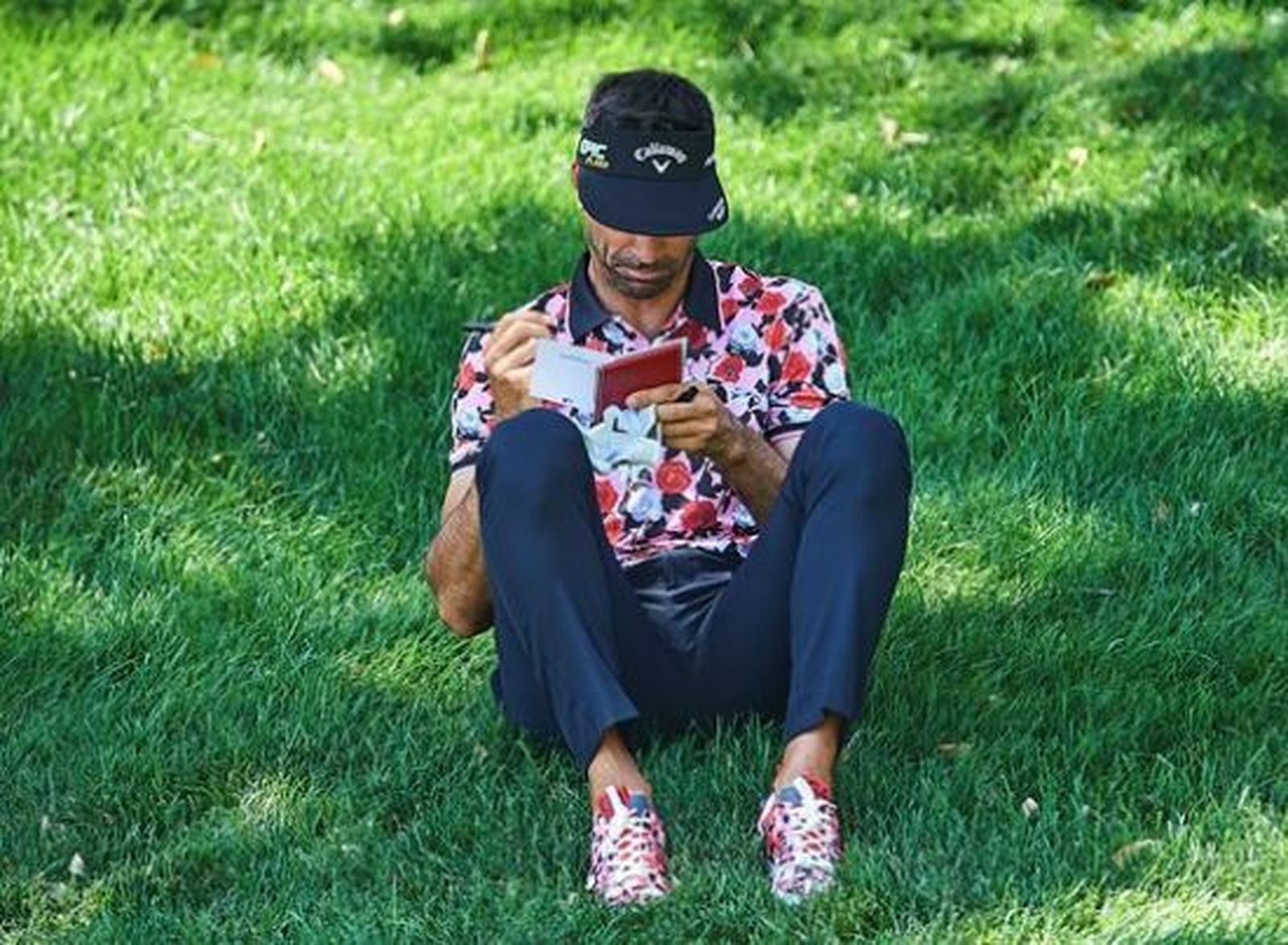 Álvaro Quirós toma notas durante un torneo.