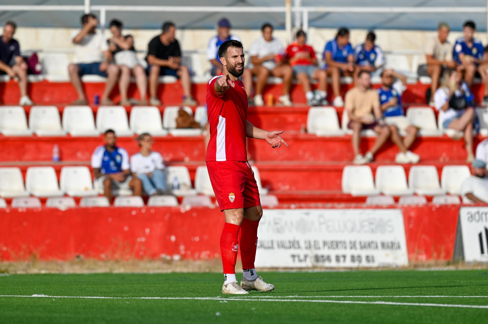 Imágenes del Racing Portuense-Atlético Sanluqueño del XLIX Trofeo Ciudad de El Puerto