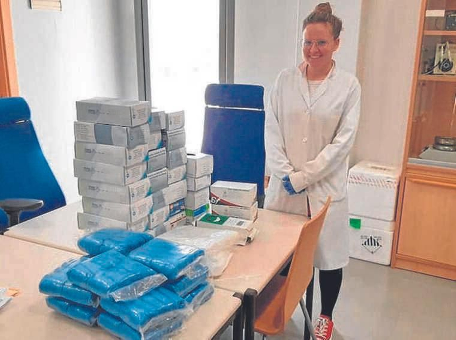 Material que se ha donado a los sanitarios de Urgencias de la Bola Azul.